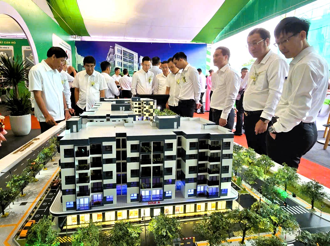 Thị trường bất động sản: Còn thiếu nhà ở giá phù hợp cho người có thu nhập thấp- Ảnh 4.