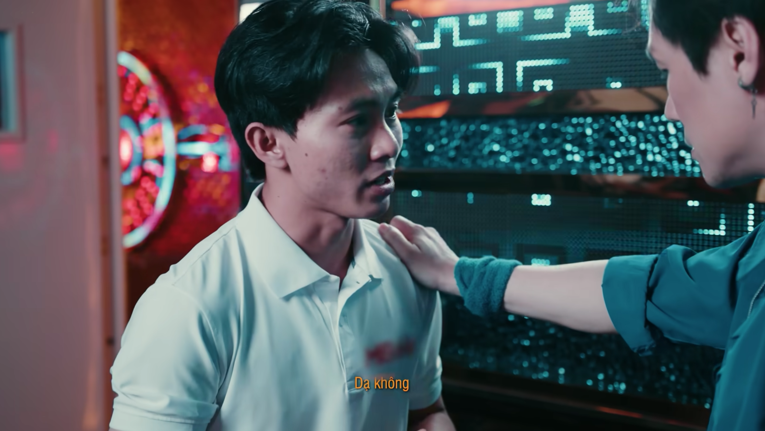 Ưng Hoàng Phúc, Khánh Phương vướng nghi vấn quảng cáo cho web cờ bạc: Luật sư nói gì?- Ảnh 4. Ưng Hoàng Phúc, Khánh Phương vướng nghi vấn quảng cáo cho web cờ bạc: Luật sư nói gì?- Ảnh 4.