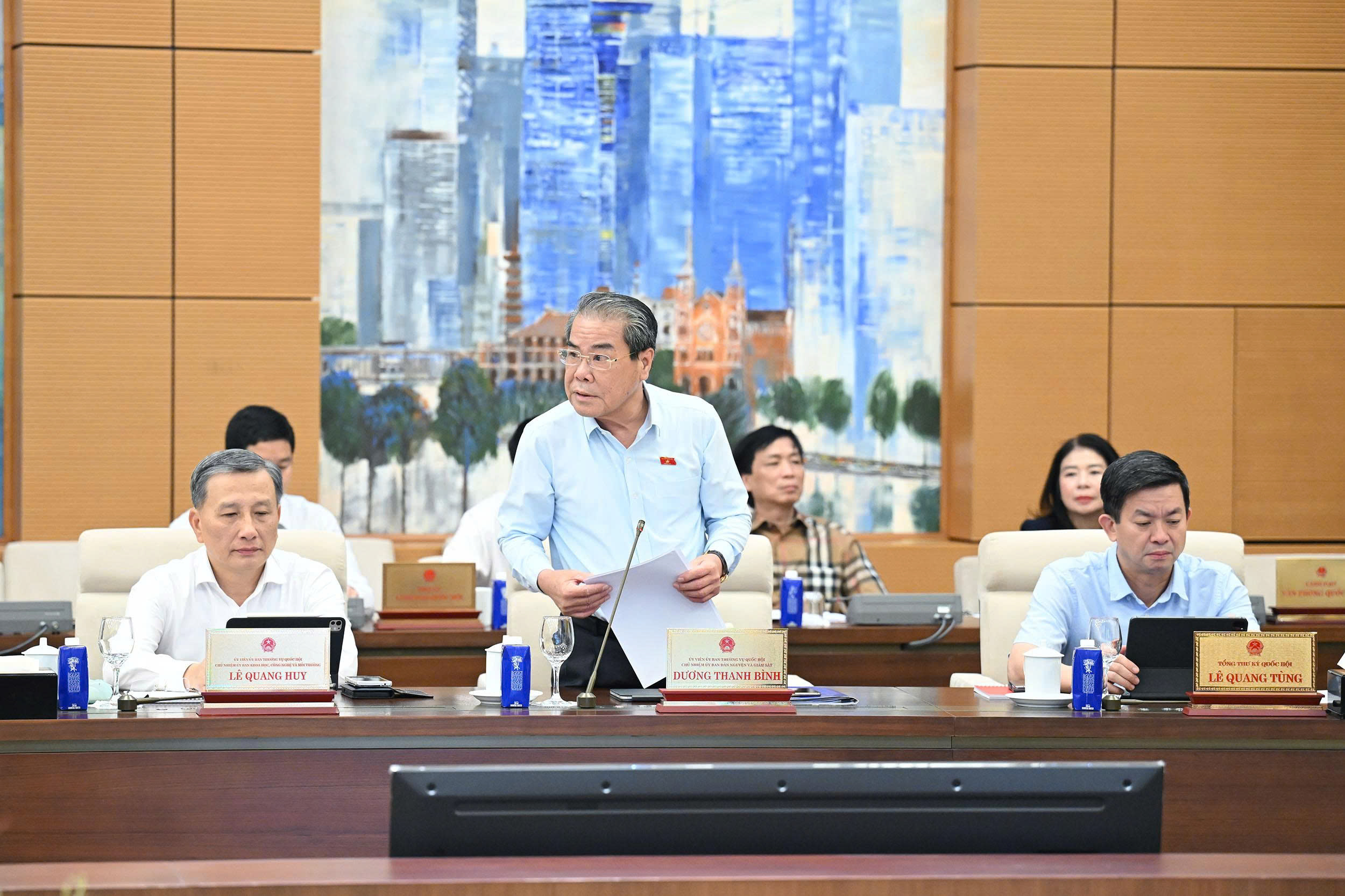 Cần có biện pháp xử lý với học sinh "lệch chuẩn rất lớn"- Ảnh 1.