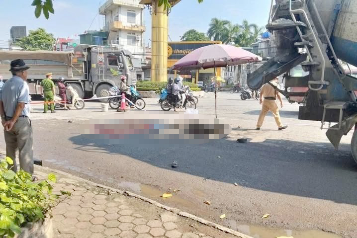 Hà Nội: Thêm vụ xe bồn va chạm xe máy, cô gái tử vong- Ảnh 1.