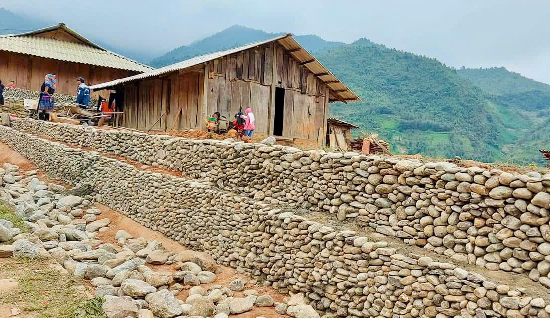 Ngọc Chiến “miền cổ tích đại ngàn Tây Bắc” cán đích nông thôn mới- Ảnh 1.