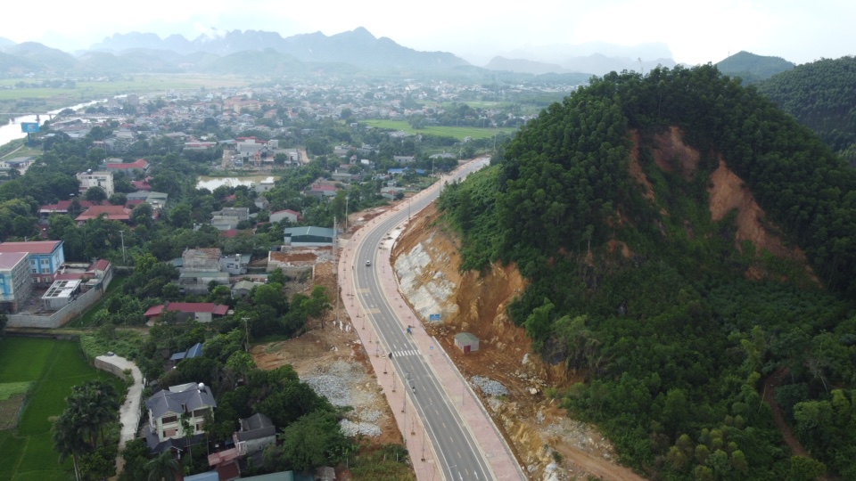 Tuyên Quang xây dựng, tạo đột phá về hạ tầng giao thông- Ảnh 3.