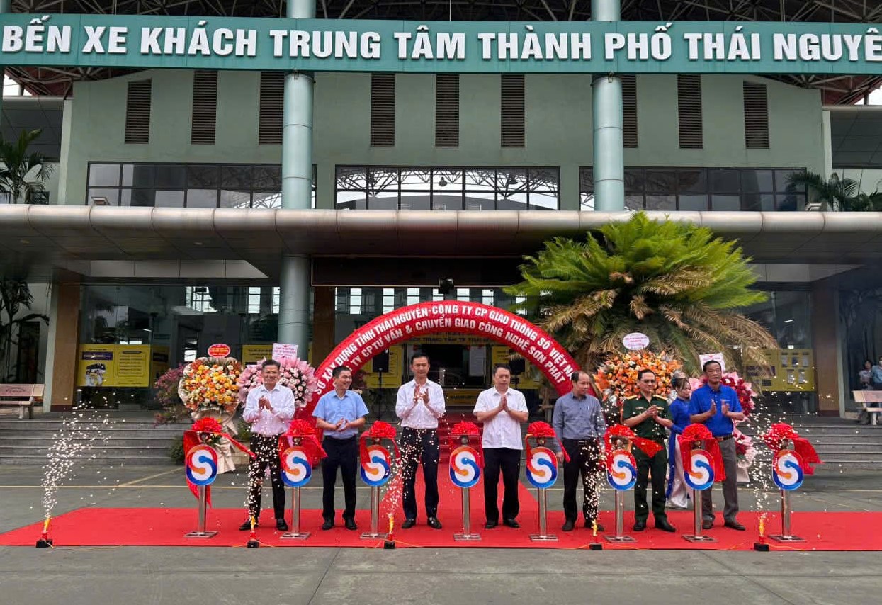 Thái Nguyên ra mắt giải pháp thu phí ETC tại bến xe, thúc đẩy chuyển đổi số- Ảnh 1.
