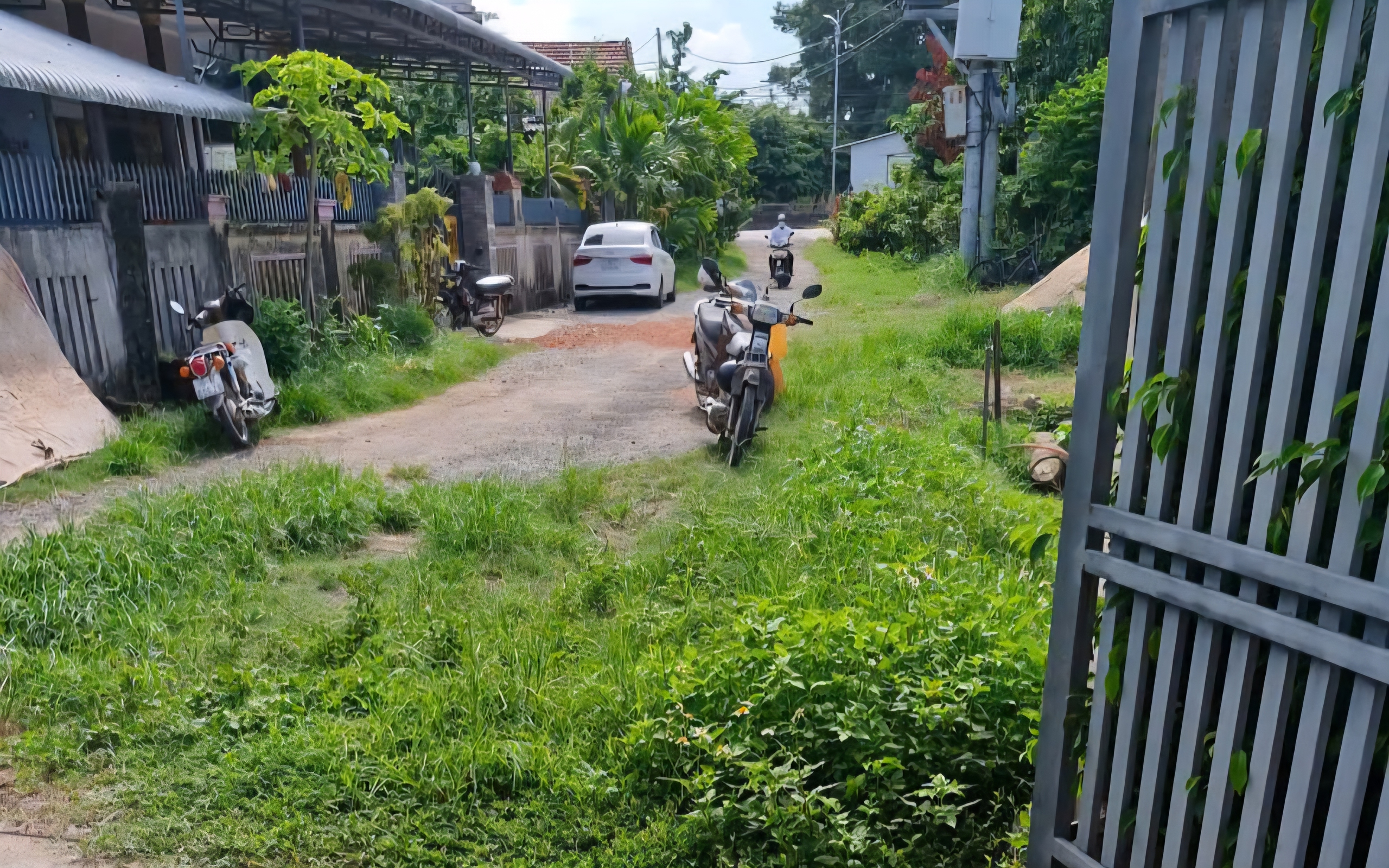 Trường học xập xệ sắp đổ, thầy và trò vừa học vừa run- Ảnh 8.