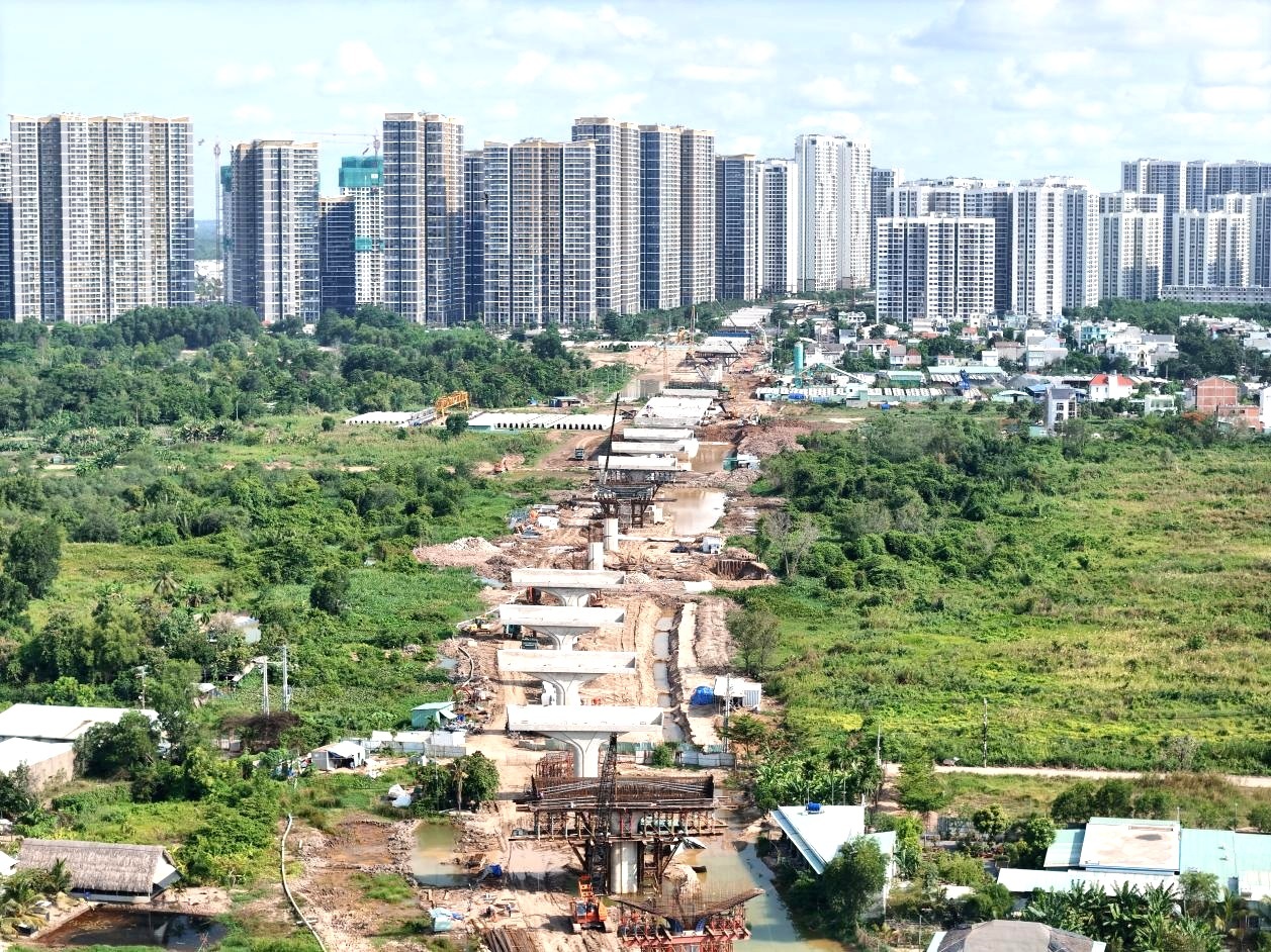 TP.HCM giao nhiệm vụ giải quyết nhu cầu vật liệu xây dựng cho các dự án trọng điểm- Ảnh 1.