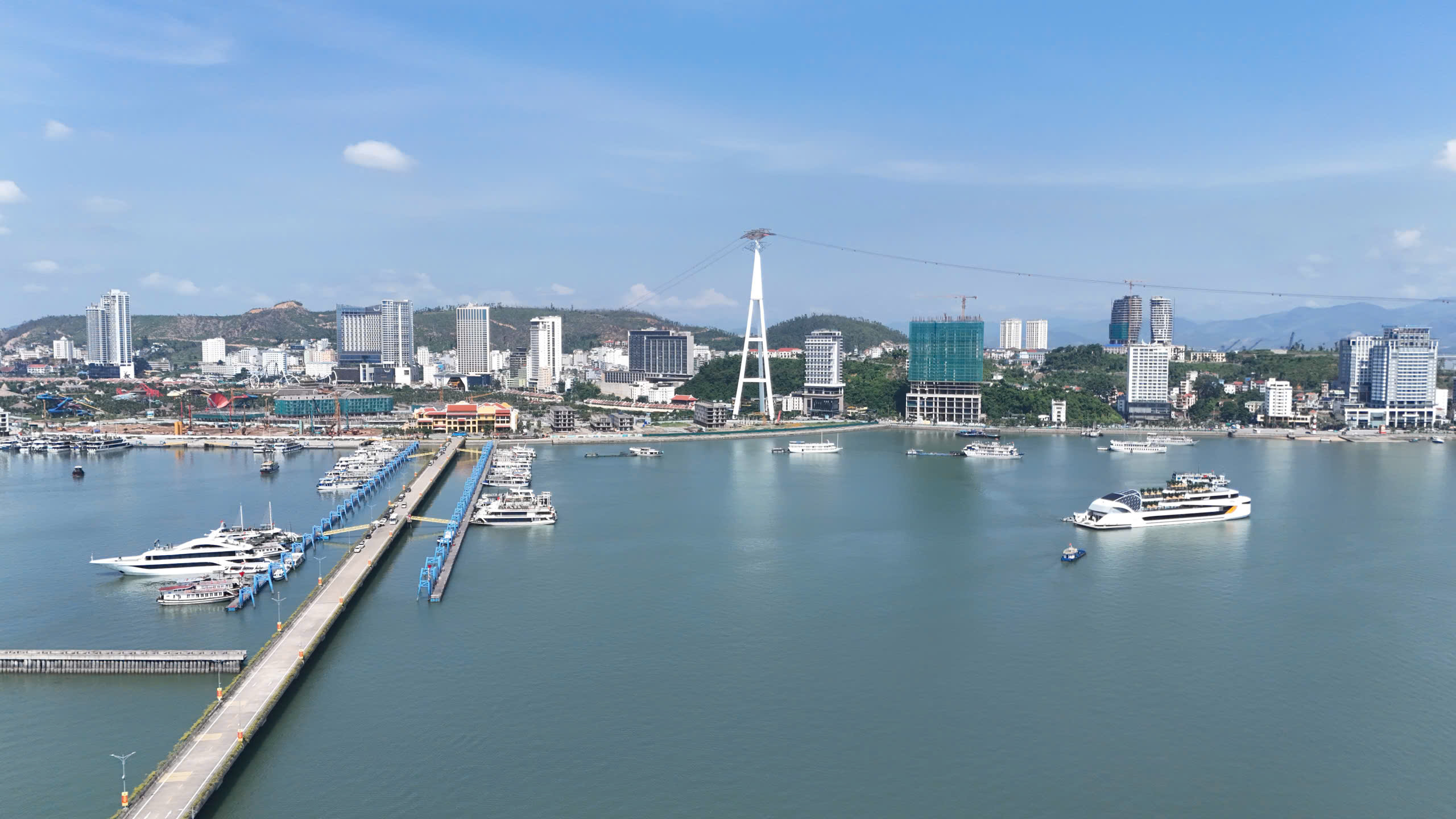 Quảng Ninh đa dạng hóa trải nghiệm, thúc đẩy du lịch số- Ảnh 4.