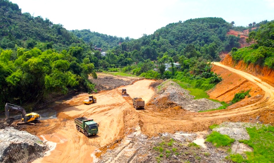 Thúc tiến độ giải ngân dự án đường cao tốc Chợ Mới - Bắc Kạn- Ảnh 1.