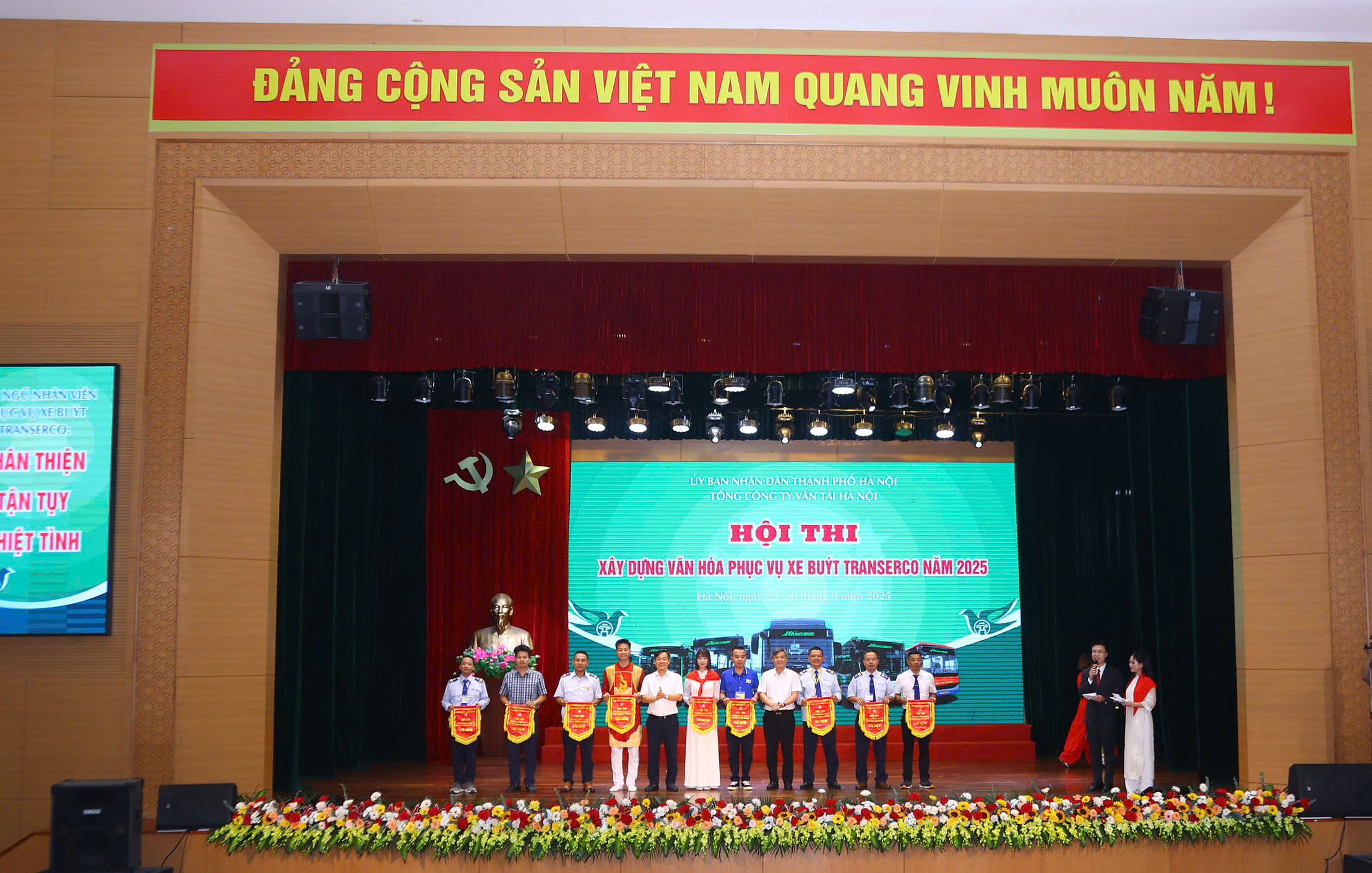 Transerco tổ chức Hội thi "Xây dựng văn hoá phục vụ xe buýt" năm 2025- Ảnh 2.