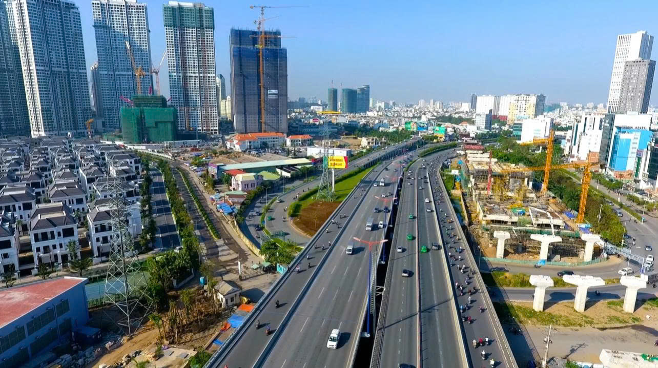 Từ “cú hích” hạ tầng đến chiến lược bất động sản bền vững- Ảnh 3. Từ “cú hích” hạ tầng đến chiến lược bất động sản bền vững- Ảnh 3.