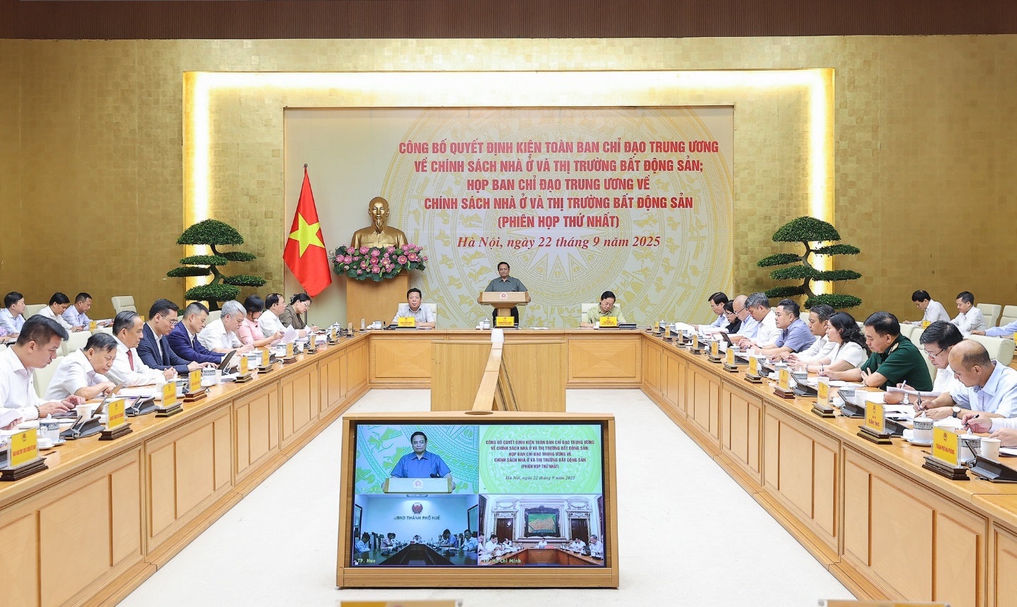 Gỡ điểm nghẽn, khơi thông nguồn lực phát triển thị trường bất động sản- Ảnh 3. Gỡ điểm nghẽn, khơi thông nguồn lực phát triển thị trường bất động sản- Ảnh 3.