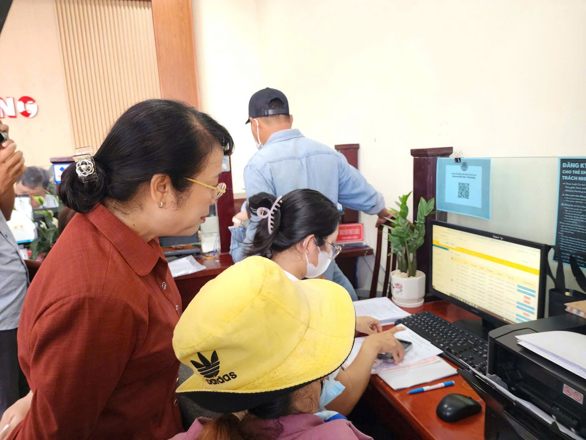 Nông thôn mới ở TP.HCM: Hạ tầng giao thông gắn với chuyển đổi số và cải cách hành chính- Ảnh 3.