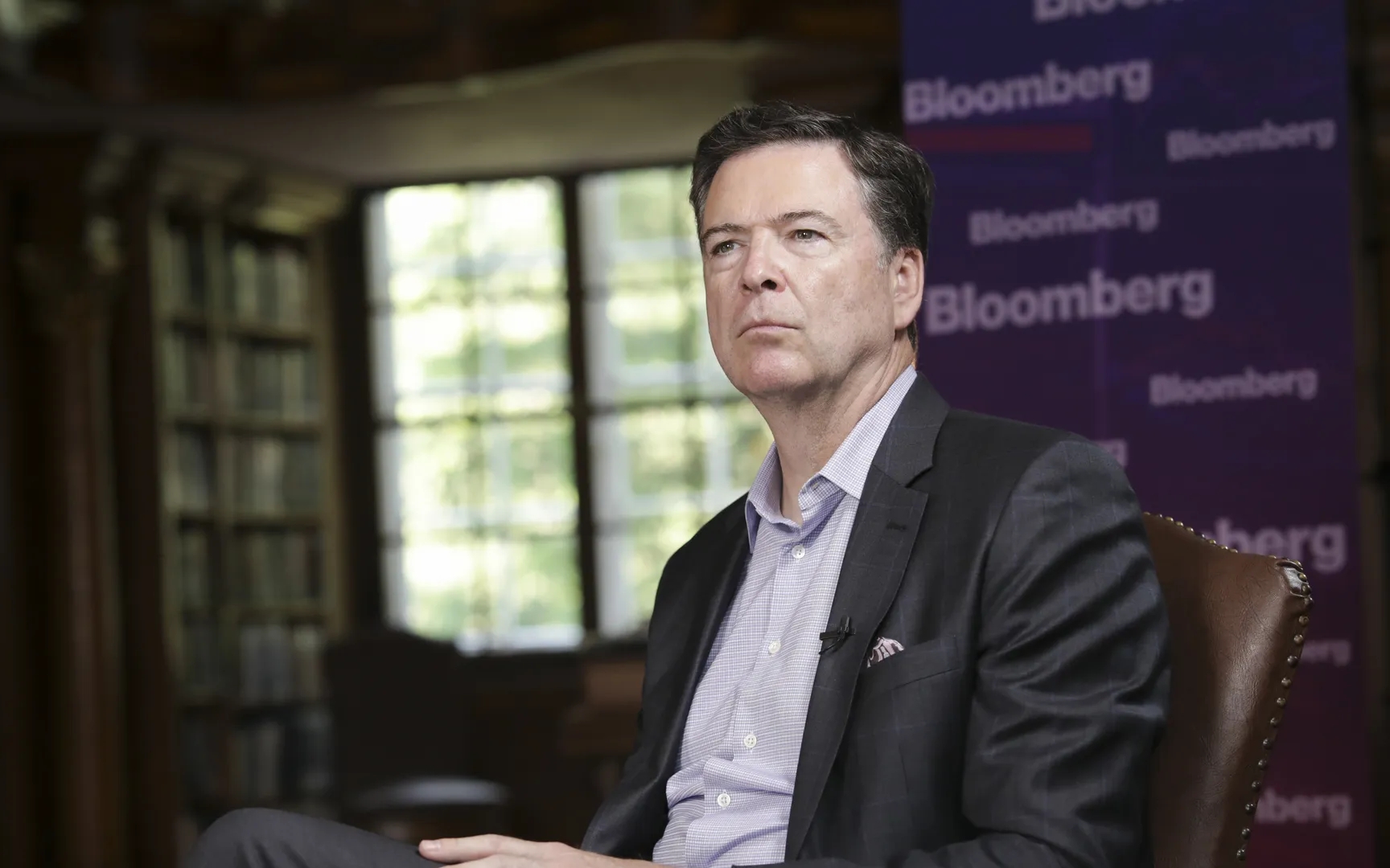 Cựu Giám đốc FBI James Comey bị truy tố