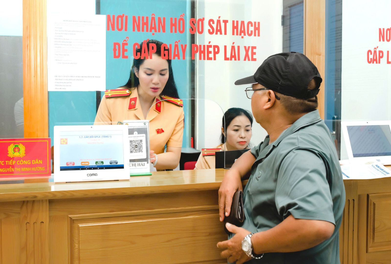 Thanh Hoá: Cấp số giấy phép lái xe cho người thi chỉ 2 giờ sau khi sát hạch- Ảnh 3.