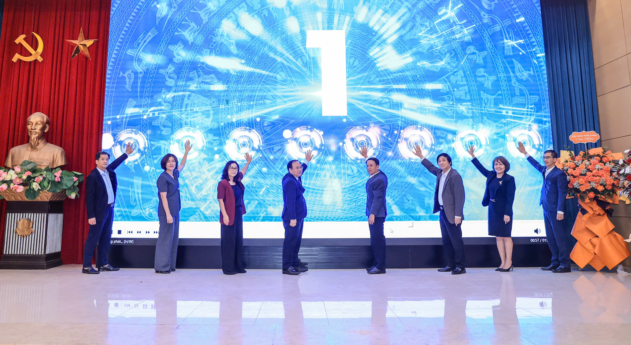Trực tiếp: Diễn đàn "Phát triển thị trường BĐS - Cú hích tăng trưởng GDP hai con số"- Ảnh 2.