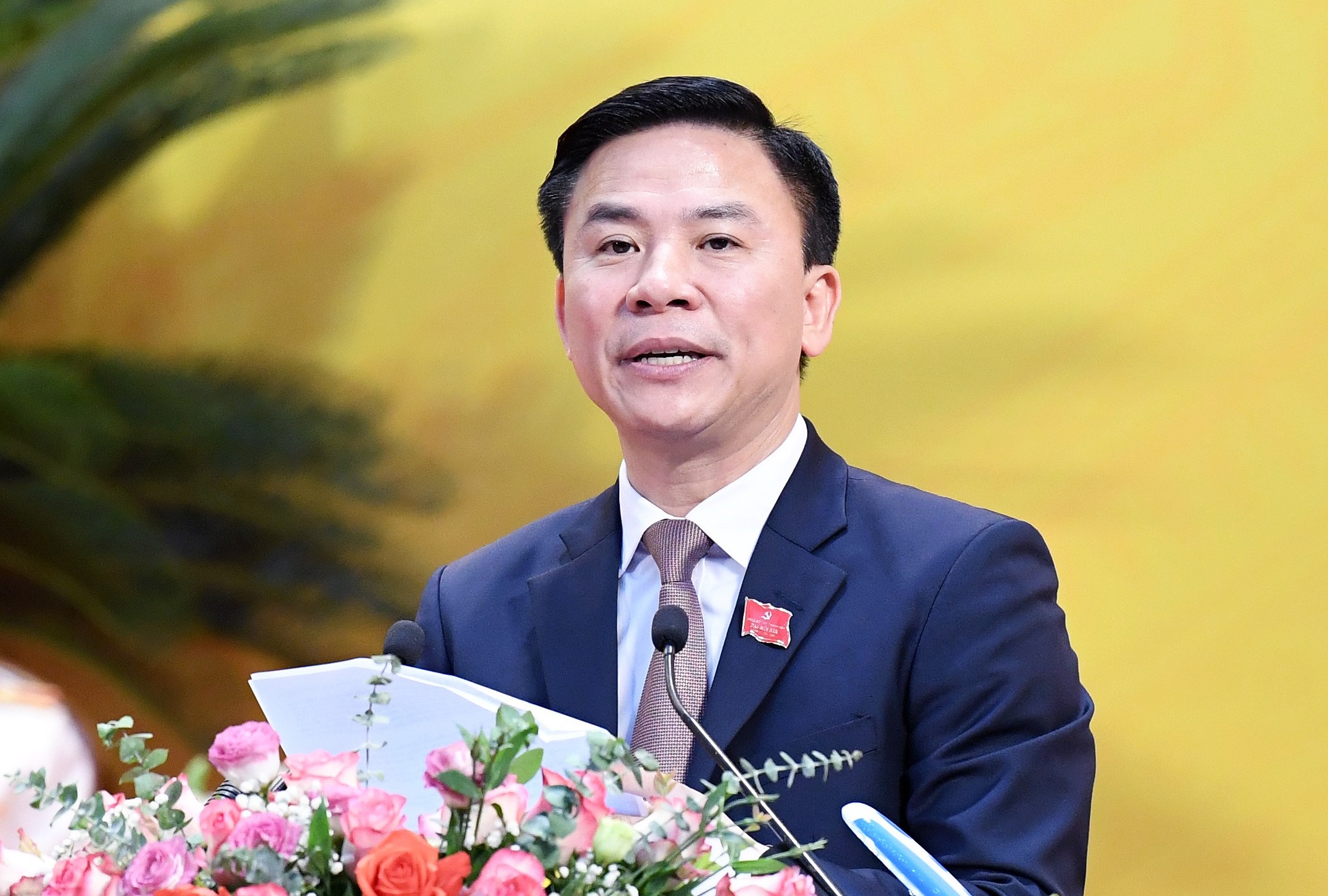 Bộ Chính trị, Ban Bí thư xem xét, thi hành kỷ luật tổ chức Đảng, đảng viên vi phạm- Ảnh 1.