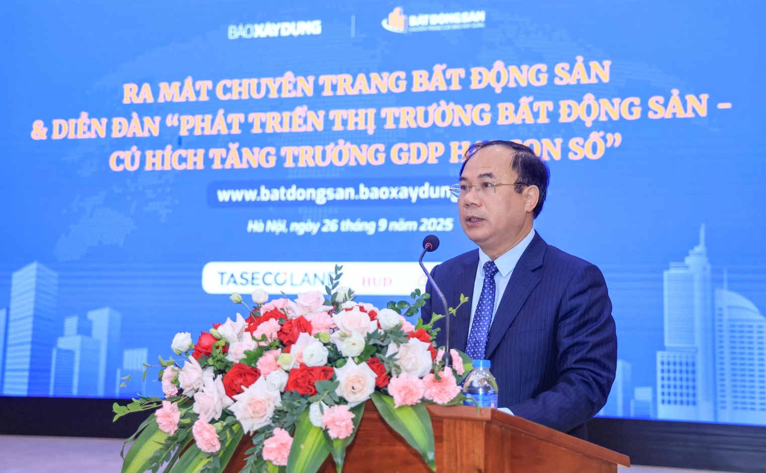 Báo Xây dựng ra mắt Chuyên trang Bất động sản- Ảnh 1. E:\Năm 2025\Tháng 9\Hình ảnh\z7051103776079_a1475dd7ed00796ab81c7a6fd3af1f70.jpg