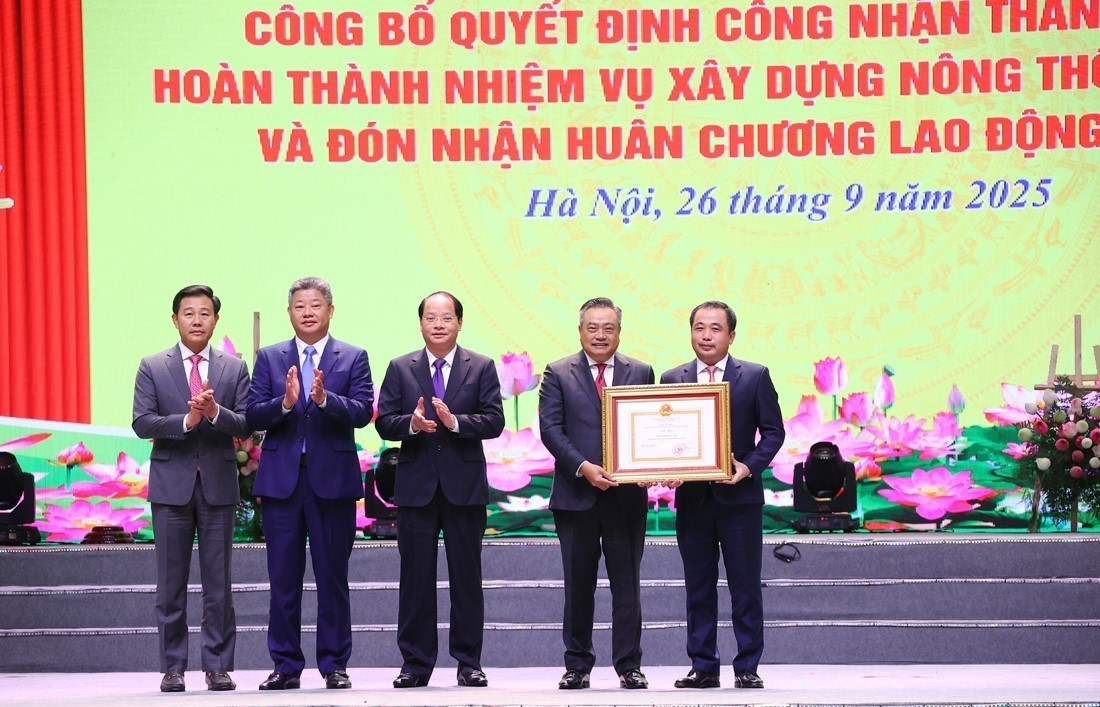 Hà Nội đón nhận quyết định hoàn thành nhiệm vụ xây dựng nông thôn mới năm 2024- Ảnh 3.