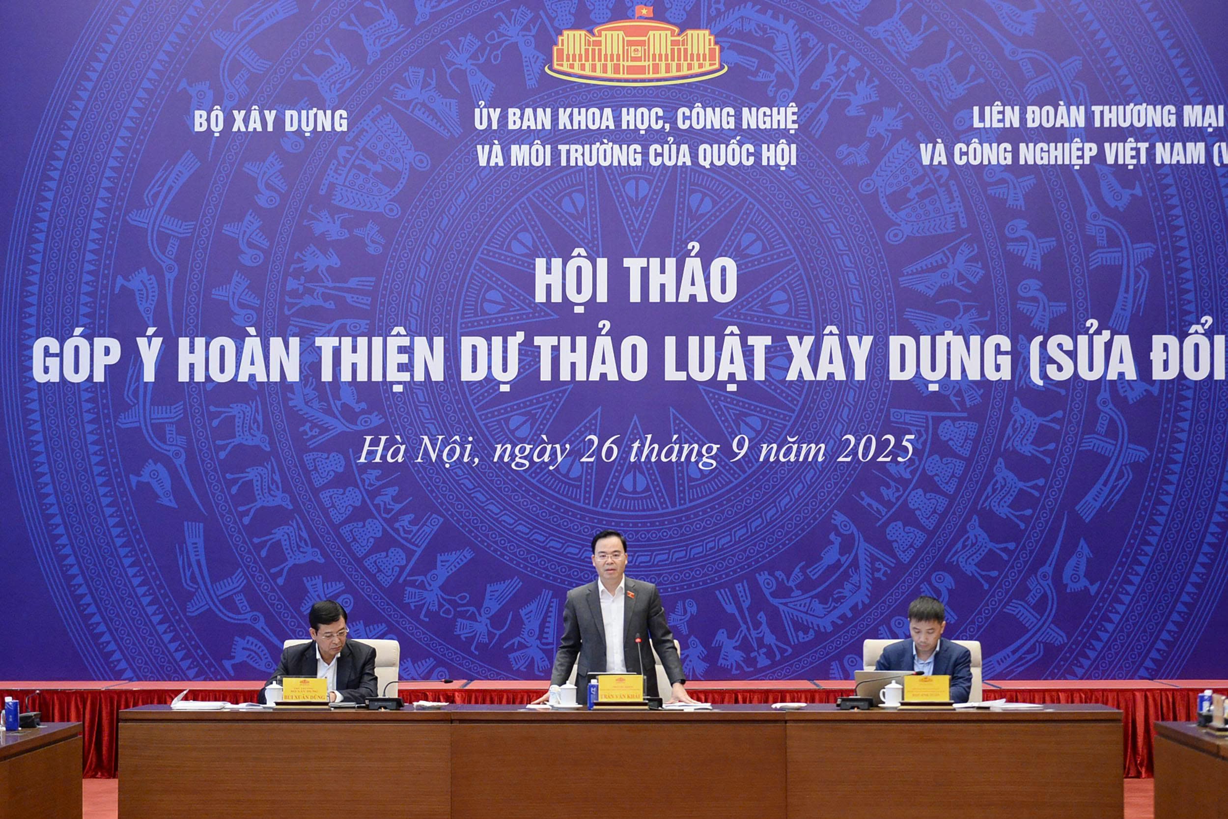 Sửa Luật Xây dựng là yêu cầu tiên quyết để góp phần đạt tăng trưởng hai con số- Ảnh 2.