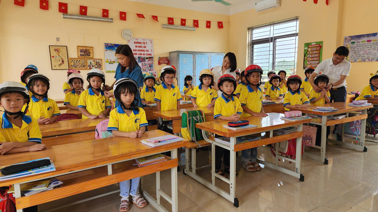 Nhiều cách làm linh hoạt tuyên truyền luật giao thông trong trường tiểu học ở Phú Thọ- Ảnh 3.