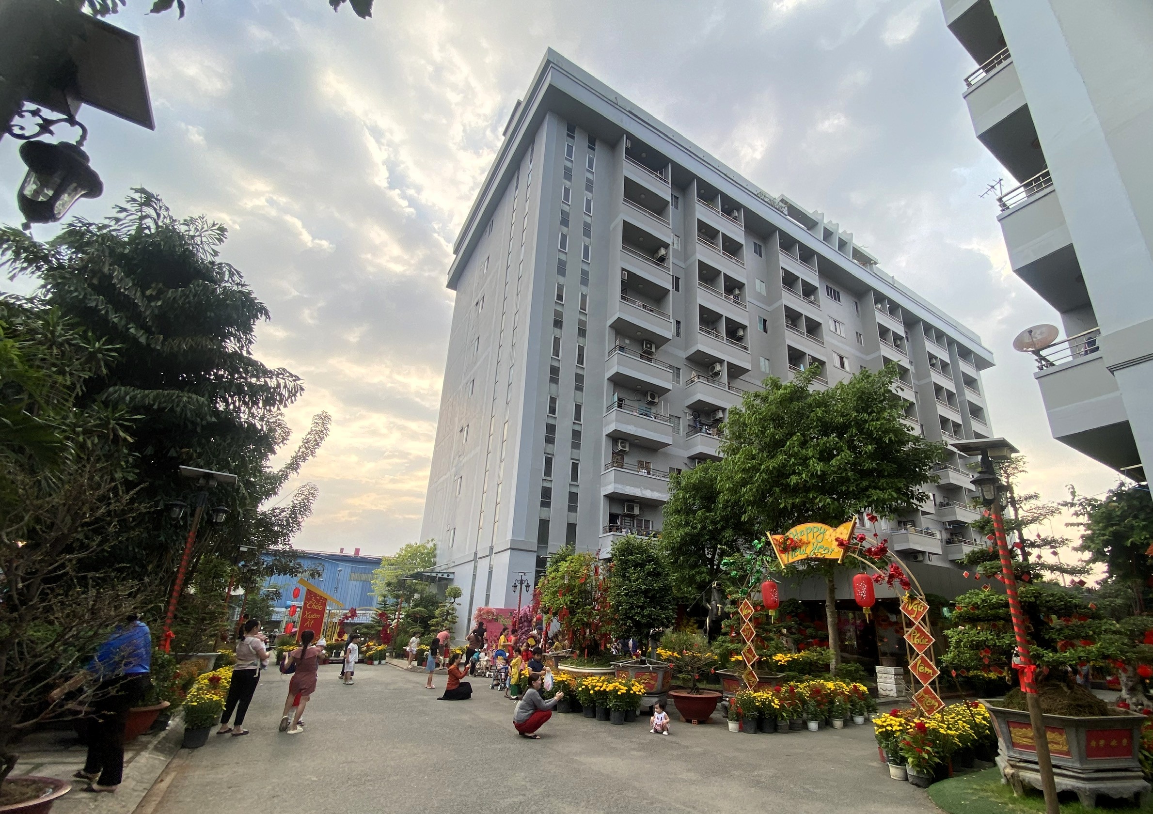 Cần tháo gỡ vướng mắc về tiền sử dụng đất để phát triển nhà ở xã hội- Ảnh 1. Cần tháo gỡ vướng mắc về tiền sử dụng đất để phát triển nhà ở xã hội- Ảnh 1.