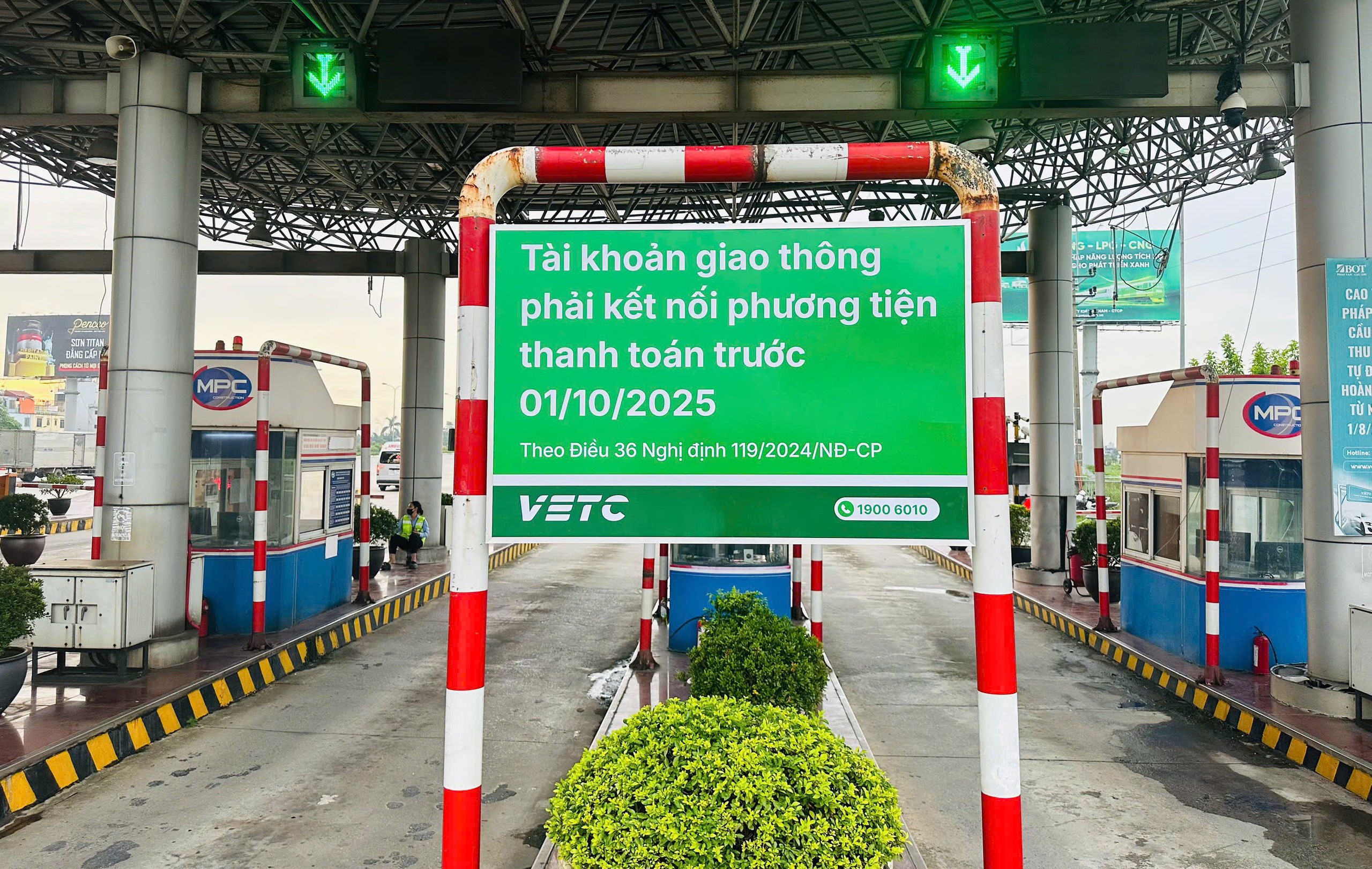 5 ngày trước 1/10: Nguy cơ tê liệt giao thông vì chưa chuyển đổi tài khoản- Ảnh 2.