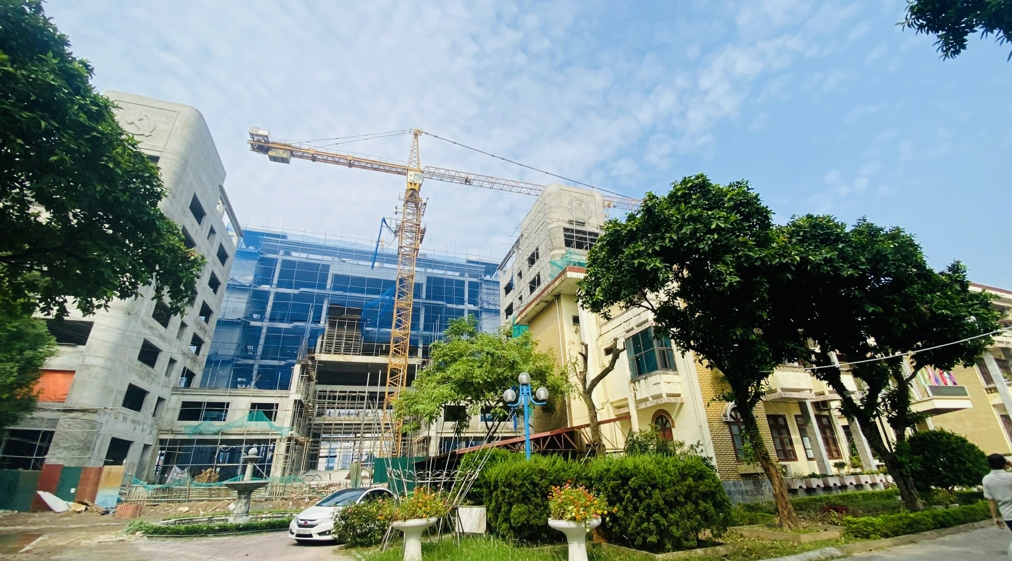 Sửa đổi Luật Xây dựng: Tháo gỡ bất bình đẳng, ngăn chặn rủi ro cho nhà thầu- Ảnh 1.