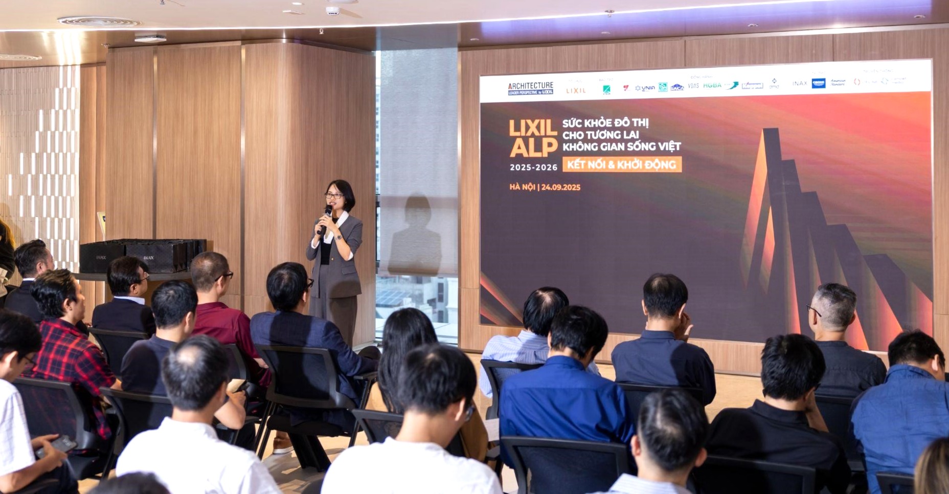LIXIL ALP 2025-2026 công bố chủ đề “Sức khỏe đô thị” cho tương lai không gian sống Việt- Ảnh 2. LIXIL ALP 2025-2026 công bố chủ đề “Sức khỏe đô thị” cho tương lai không gian sống Việt- Ảnh 2.