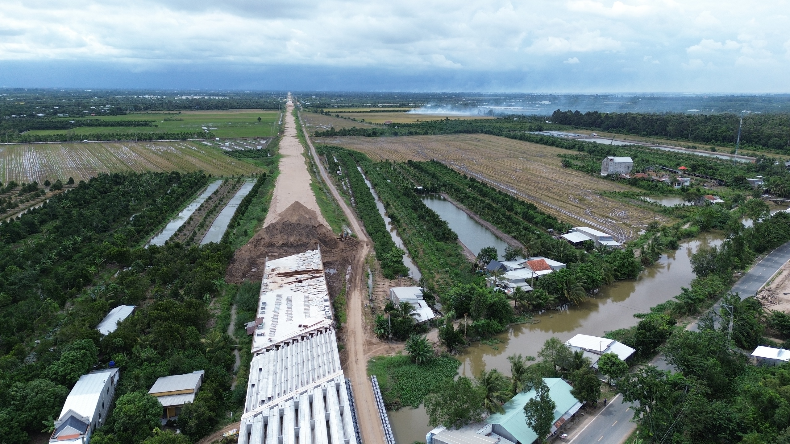Sau 2 tháng khởi công, cao tốc Mỹ An - Cao Lãnh đang triển khai ra sao?- Ảnh 2.