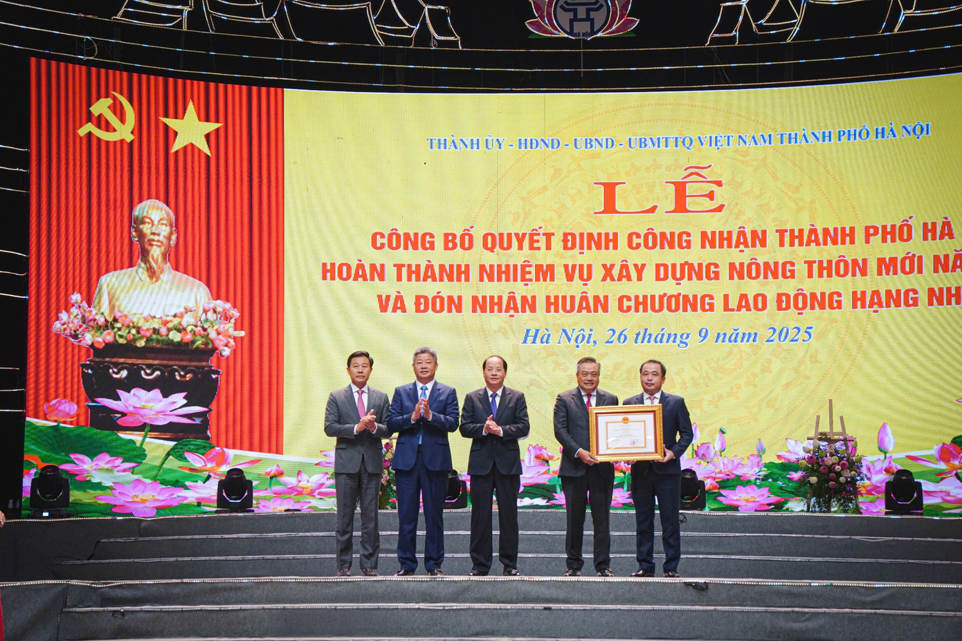 Từ đạt chuẩn đến kiểu mẫu: Nông thôn Hà Nội chuyển mình mạnh mẽ- Ảnh 5.