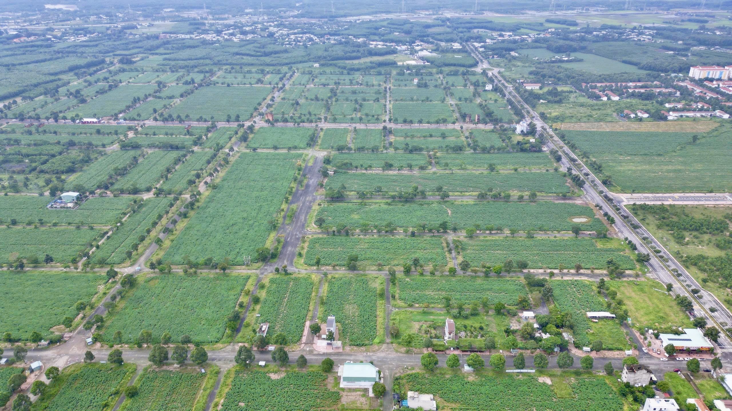 Đồng Nai khởi động 7 dự án nhà ở xã hội, bổ sung hơn 7.000 căn hộ cho hàng vạn công nhân- Ảnh 4. Đồng Nai khởi động 7 dự án nhà ở xã hội, bổ sung hơn 7.000 căn hộ cho hàng vạn công nhân- Ảnh 4.