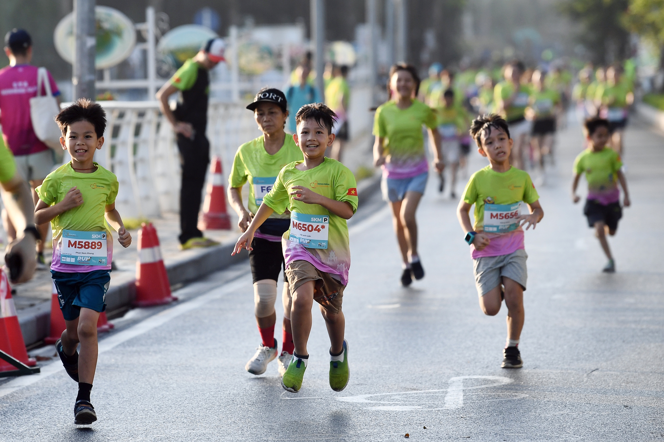 Gần 2.000 vận động viên tranh tài tại giải chạy “Run for Love”- Ảnh 4.