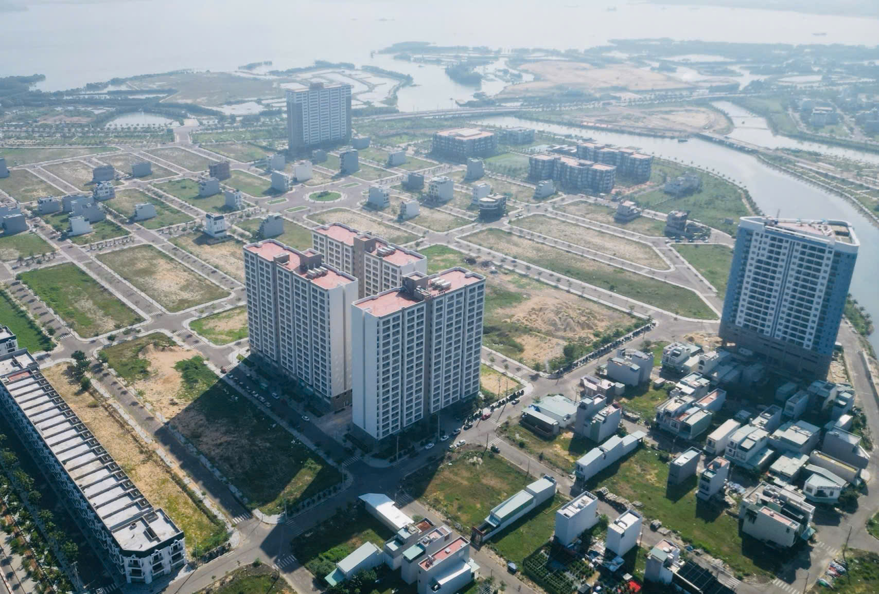 Gia Lai: An cư từ nhà ở xã hội, giữ chân nguồn nhân lực- Ảnh 1. Gia Lai: An cư từ nhà ở xã hội, giữ chân nguồn nhân lực- Ảnh 1.