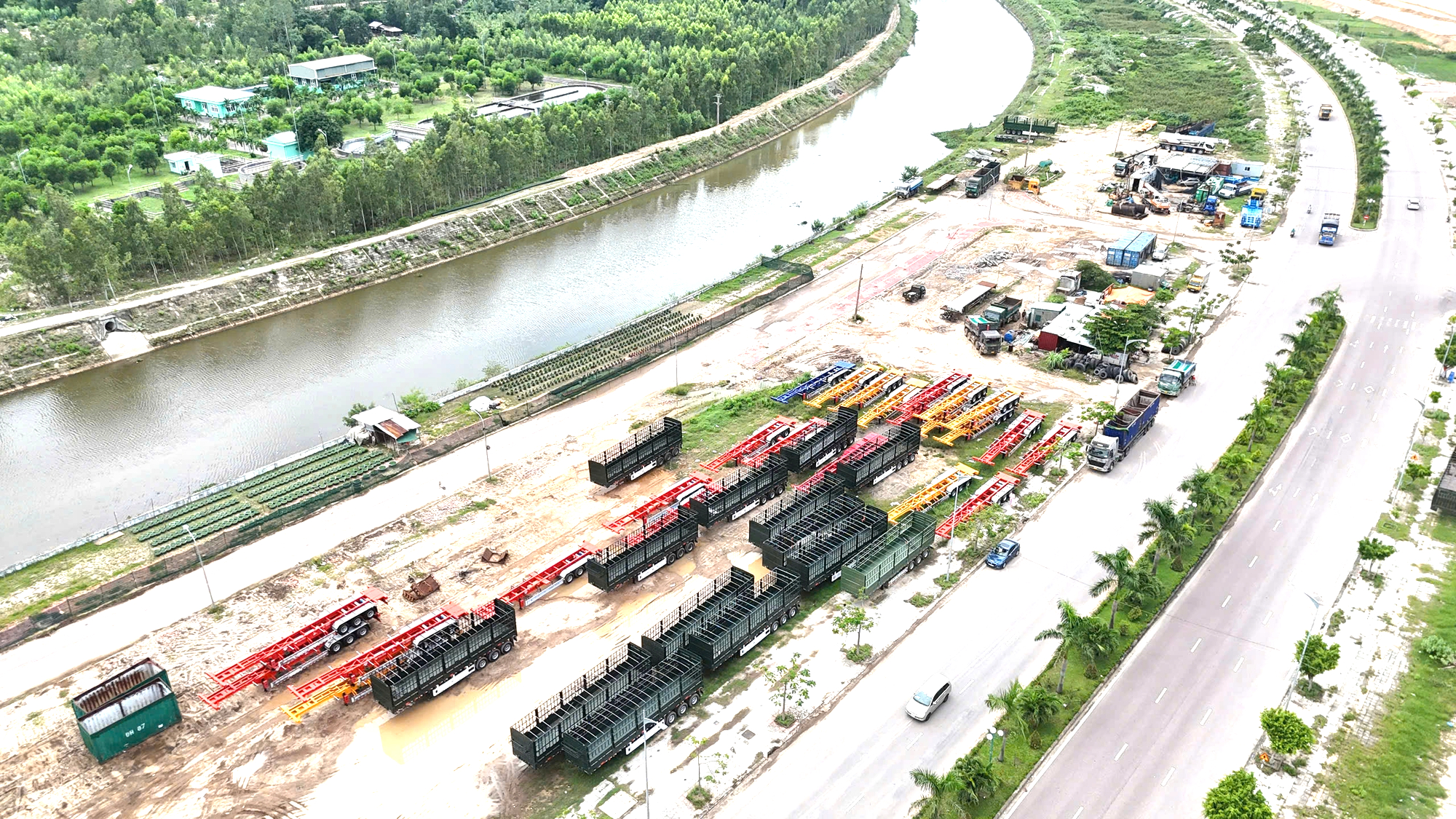 Gia Lai: Báo cáo tỉnh xử lý dứt điểm bãi xe, thiết bị chiếm dụng đất đô thị- Ảnh 7.