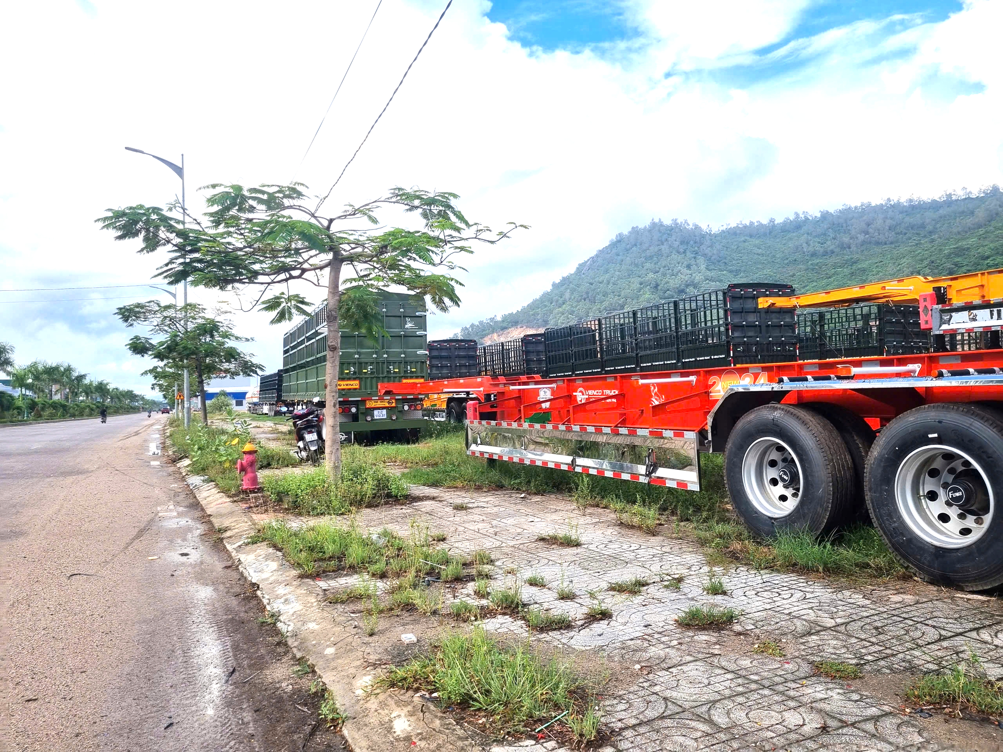 Gia Lai: Báo cáo tỉnh xử lý dứt điểm bãi xe, thiết bị chiếm dụng đất đô thị- Ảnh 5.