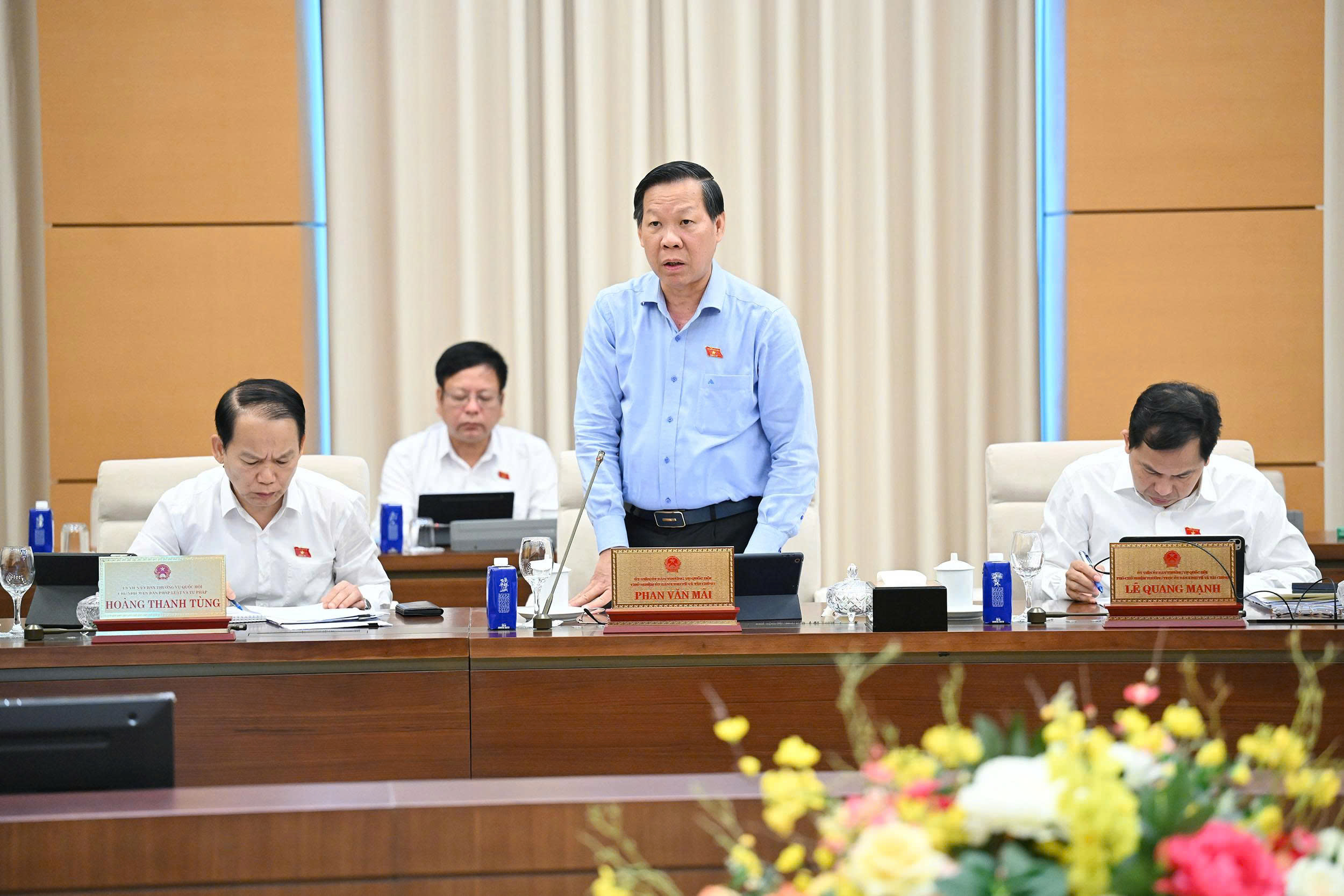 Cần cơ chế đánh giá viên chức, không thể tuyển vào là ở trong bộ máy suốt đời- Ảnh 4.