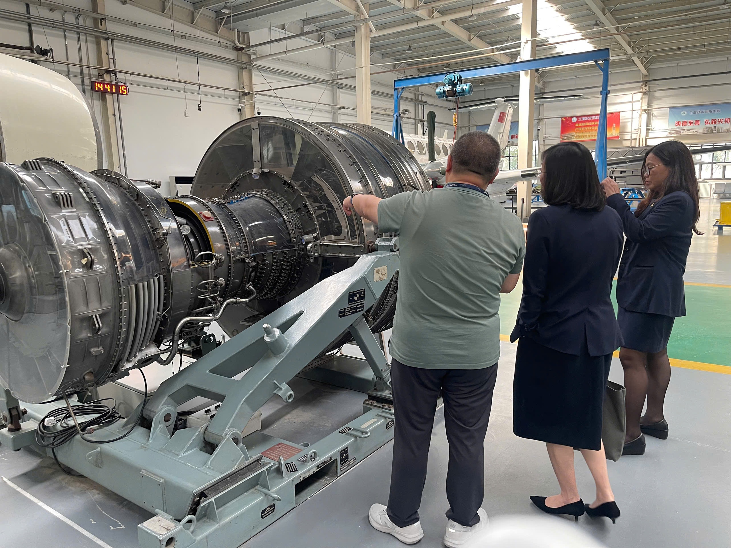 Học viện Hàng không Việt Nam hợp tác chiến lược với Đại học Hàng không dân dụng Trung Quốc- Ảnh 3. Học viện Hàng không Việt Nam hợp tác chiến lược với Đại học Hàng không dân dụng Trung Quốc- Ảnh 3.