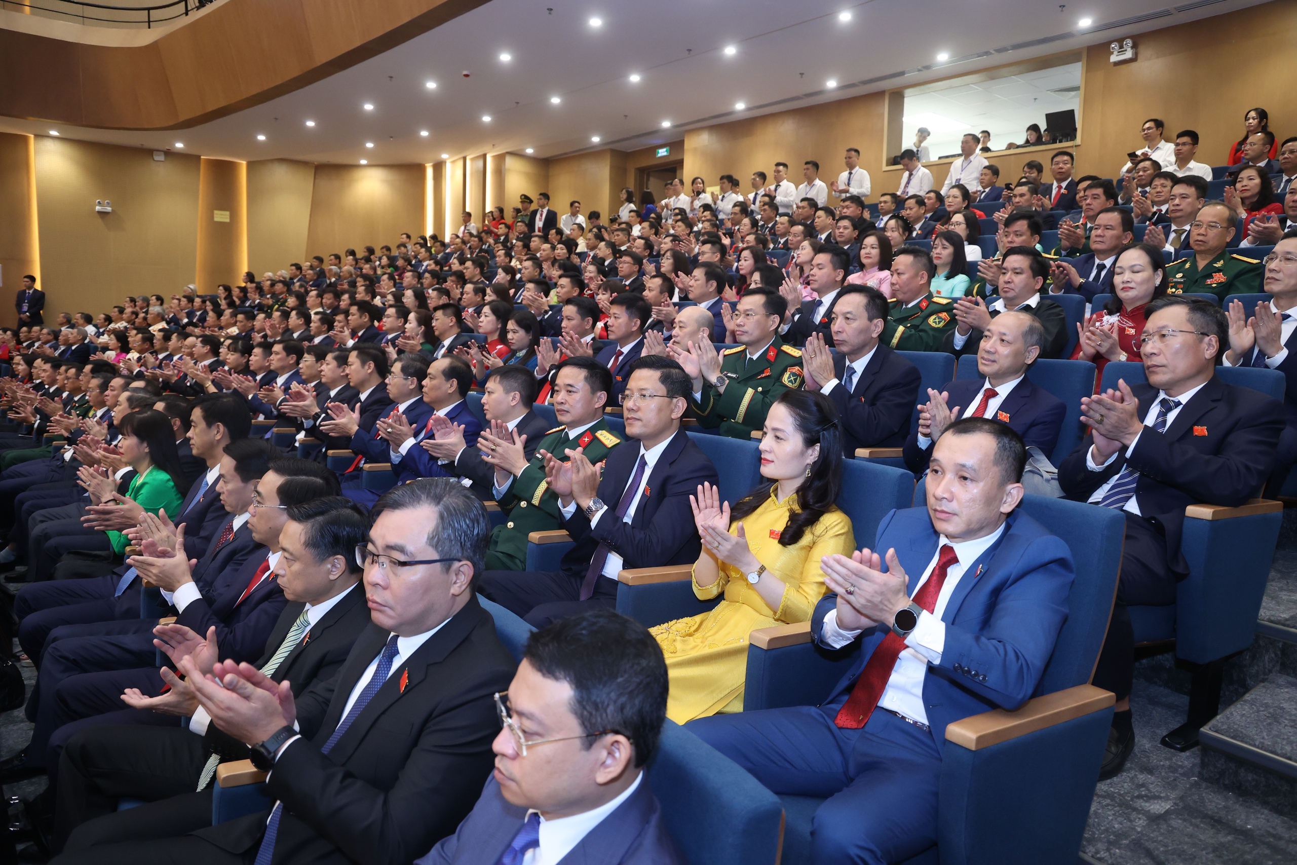 Lào Cai hướng tới mục tiêu là cực tăng trưởng mới của vùng Bắc Bộ- Ảnh 1.