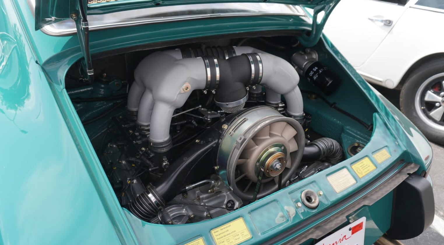 Xế cổ Porsche 911 được hồi sinh như xe mới- Ảnh 4.