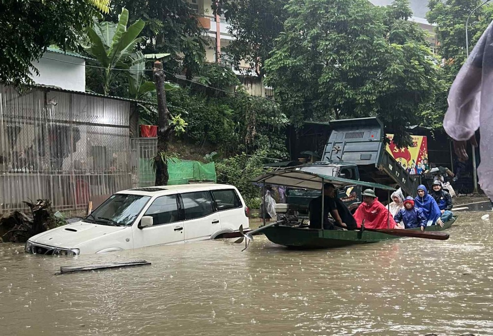 Cao Bằng: Nhiều tuyến đường bị chia cắt, nỗ lực tìm kiếm 3 công nhân mất tích- Ảnh 2.