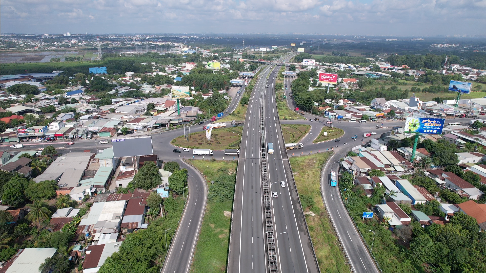 Đồng Nai: Quy hoạch kiến tạo thành phố sân bay toàn cầu, hình thành hành lang đô thị xanh- Ảnh 8.