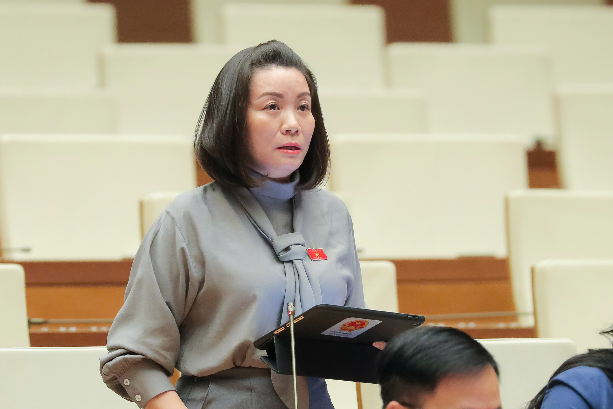 "Đã xin ý kiến, trình ký điện tử nhưng quyết toán vẫn cần hồ sơ giấy rất lãng phí"- Ảnh 2.