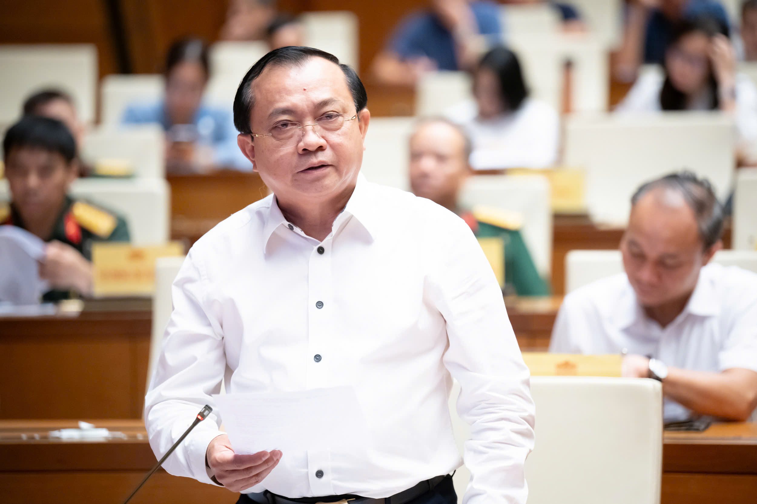 "Đã xin ý kiến, trình ký điện tử nhưng quyết toán vẫn cần hồ sơ giấy rất lãng phí"- Ảnh 4.