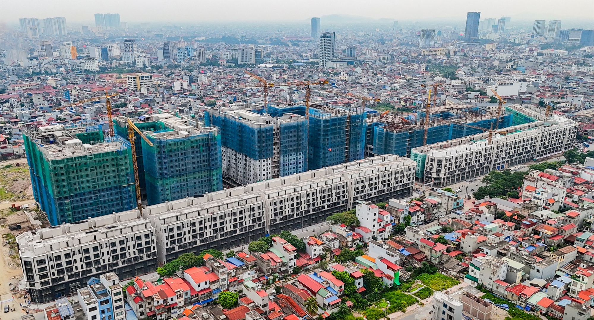 Hạ nhiệt giá bất động sản, cách nào?- Ảnh 2.