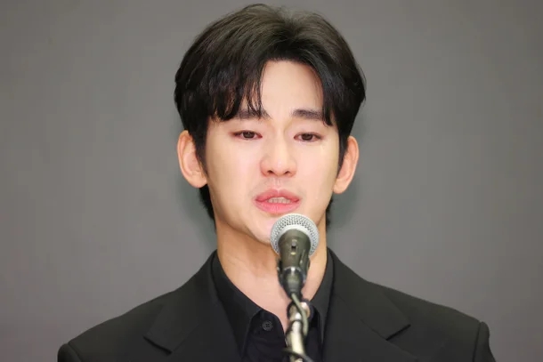 Luật sư công bố 150 bức thư tình Kim Soo Hyun gửi cho bạn gái nhưng không phải Kim Sae Ron- Ảnh 1.
