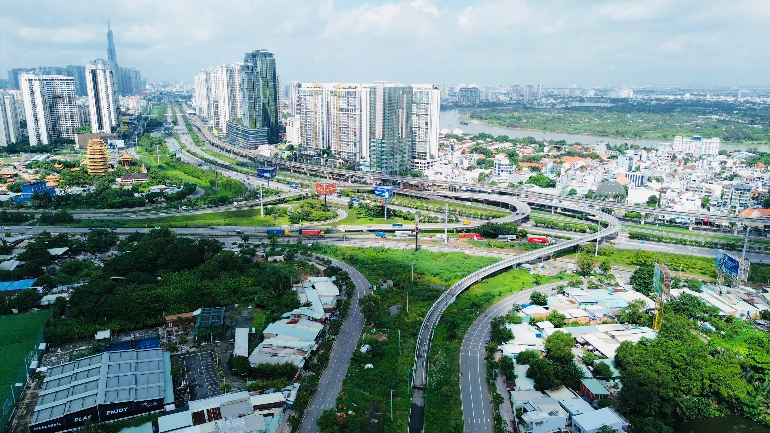 Đường Liên Phường khu đông TP.HCM thành hình, đô thị mới mọc lên dọc tuyến- Ảnh 1. Đường Liên Phường khu đông TP.HCM thành hình, đô thị mới mọc lên dọc tuyến- Ảnh 1.