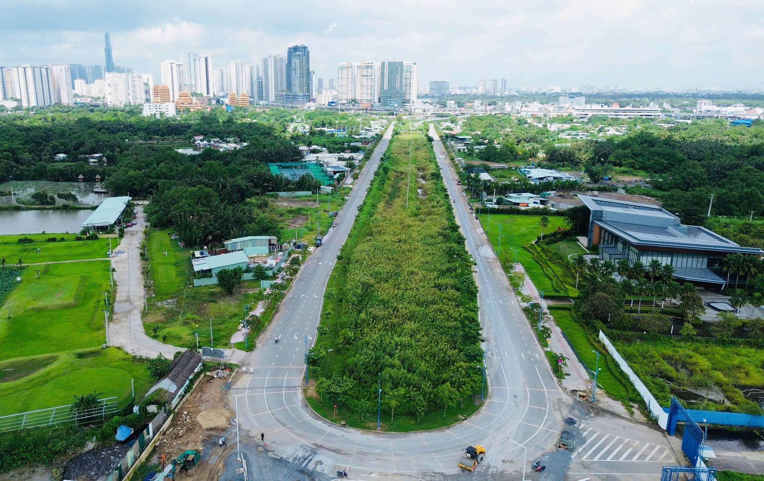 Đường Liên Phường khu đông TP.HCM thành hình, đô thị mới mọc lên dọc tuyến- Ảnh 2. Đường Liên Phường khu đông TP.HCM thành hình, đô thị mới mọc lên dọc tuyến- Ảnh 2.