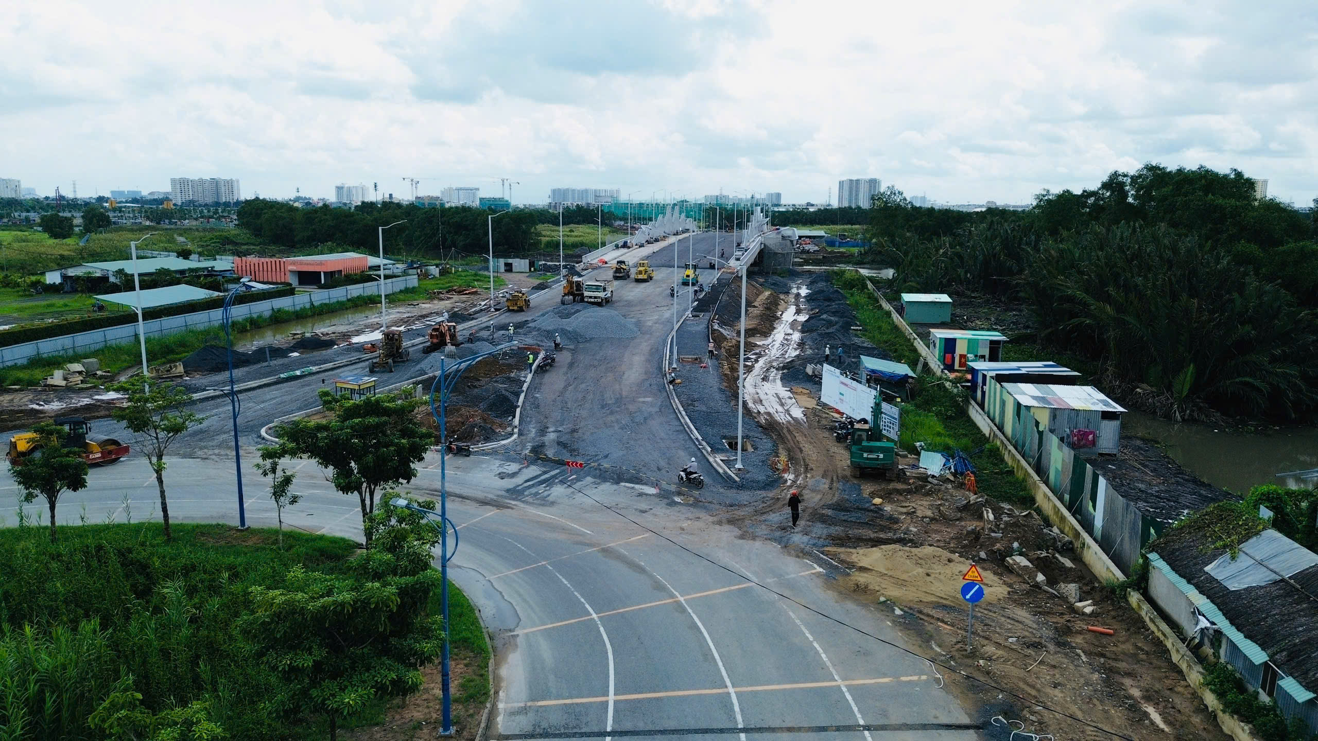 Đường Liên Phường khu đông TP.HCM thành hình, đô thị mới mọc lên dọc tuyến- Ảnh 5. Đường Liên Phường khu đông TP.HCM thành hình, đô thị mới mọc lên dọc tuyến- Ảnh 5.
