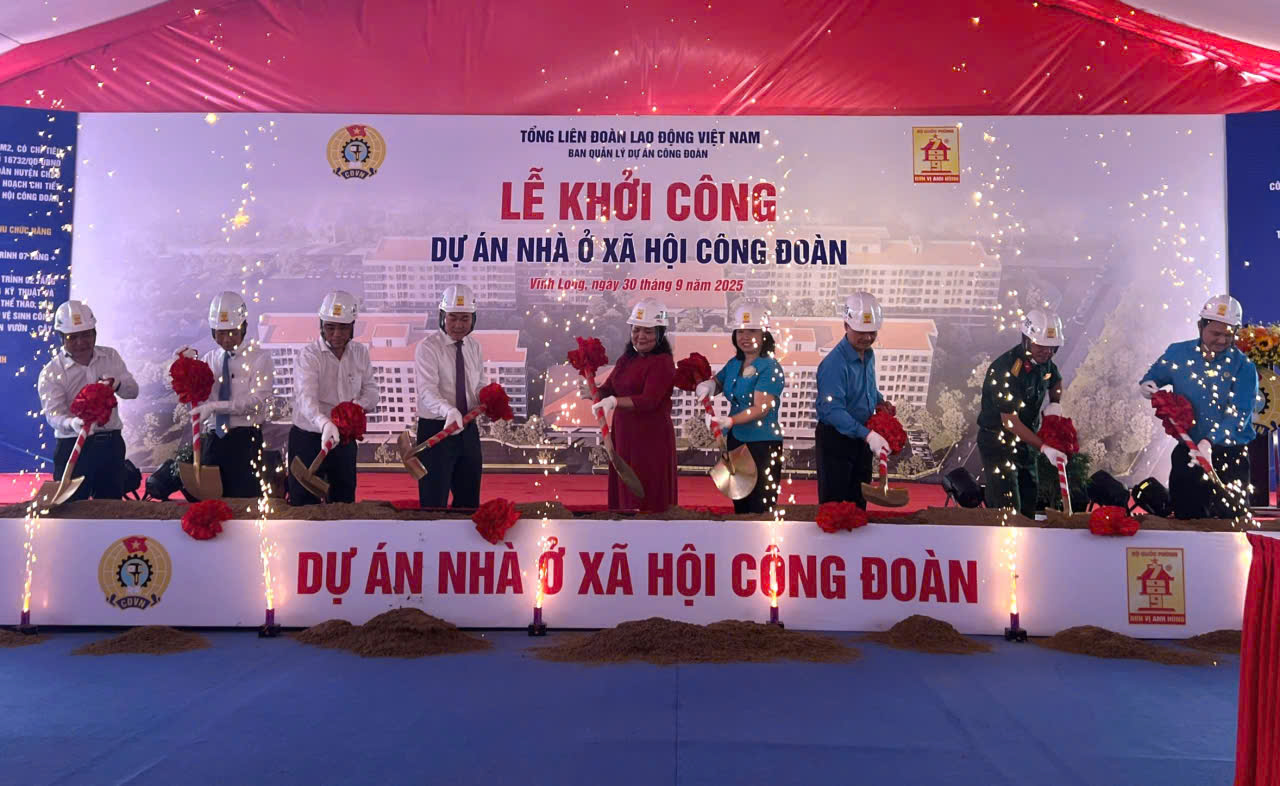 Vĩnh Long khởi công dự án nhà ở xã hội đầu tiên cho công nhân- Ảnh 1. Vĩnh Long khởi công dự án nhà ở xã hội đầu tiên cho công nhân- Ảnh 1.