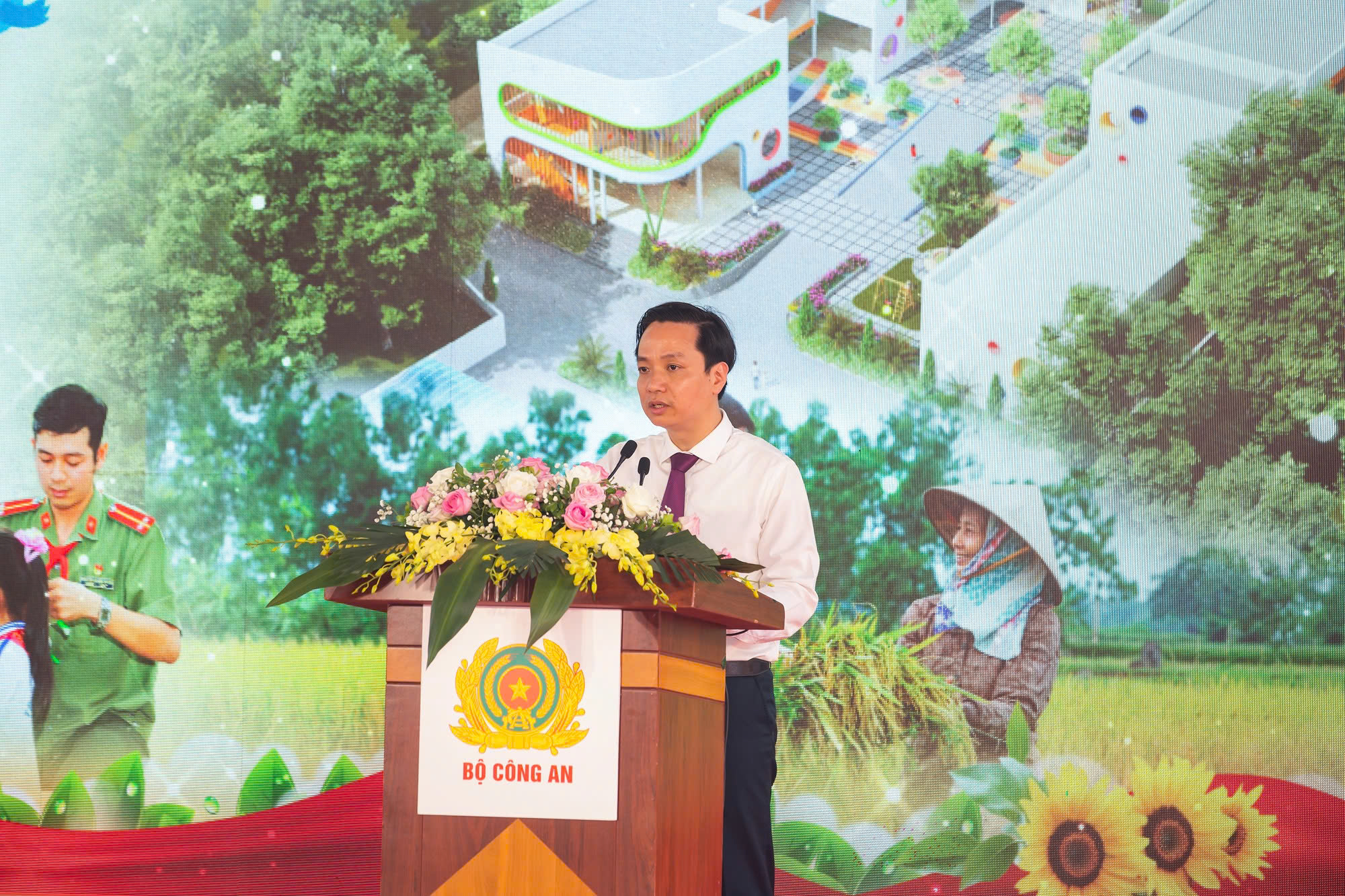 Đèo Cả thi công trường mầm non Bộ Công an trao tặng học sinh vùng "quê hương cách mạng"- Ảnh 6. Đèo Cả thi công trường mầm non Bộ Công an trao tặng học sinh vùng "quê hương cách mạng"- Ảnh 6.