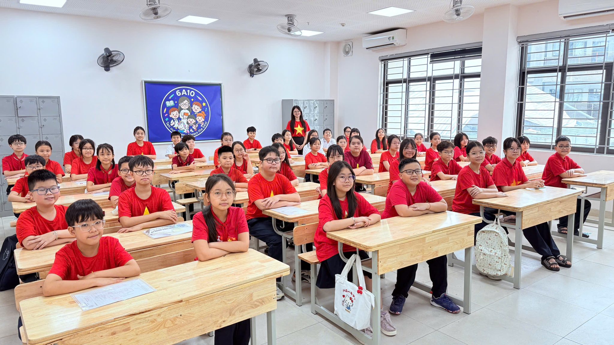Chủ tịch nước Lương Cường bày tỏ niềm tin học sinh, sinh viên sẽ nuôi dưỡng khát vọng lớn- Ảnh 1. Chủ tịch nước Lương Cường bày tỏ niềm tin học sinh, sinh viên sẽ nuôi dưỡng khát vọng lớn- Ảnh 1.